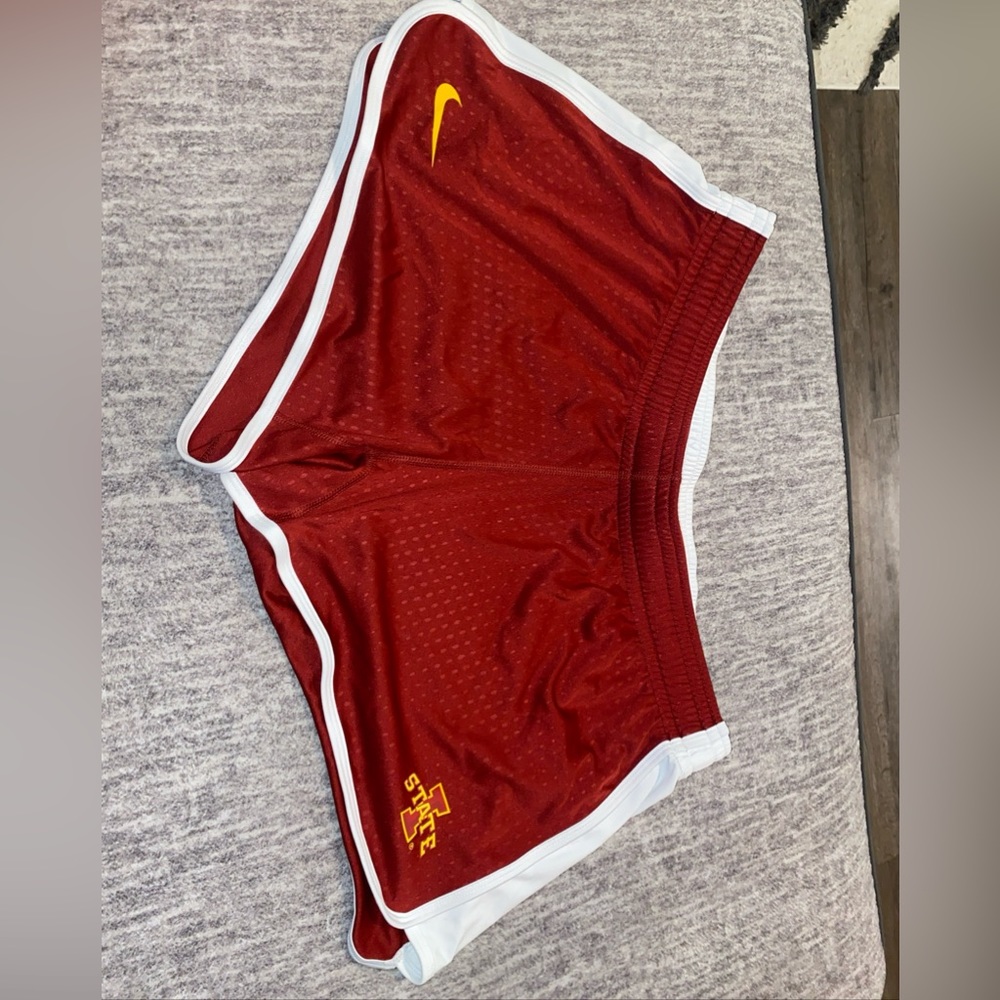 Women’s Iowa State Cyclones Nike Running Shorts Size Large